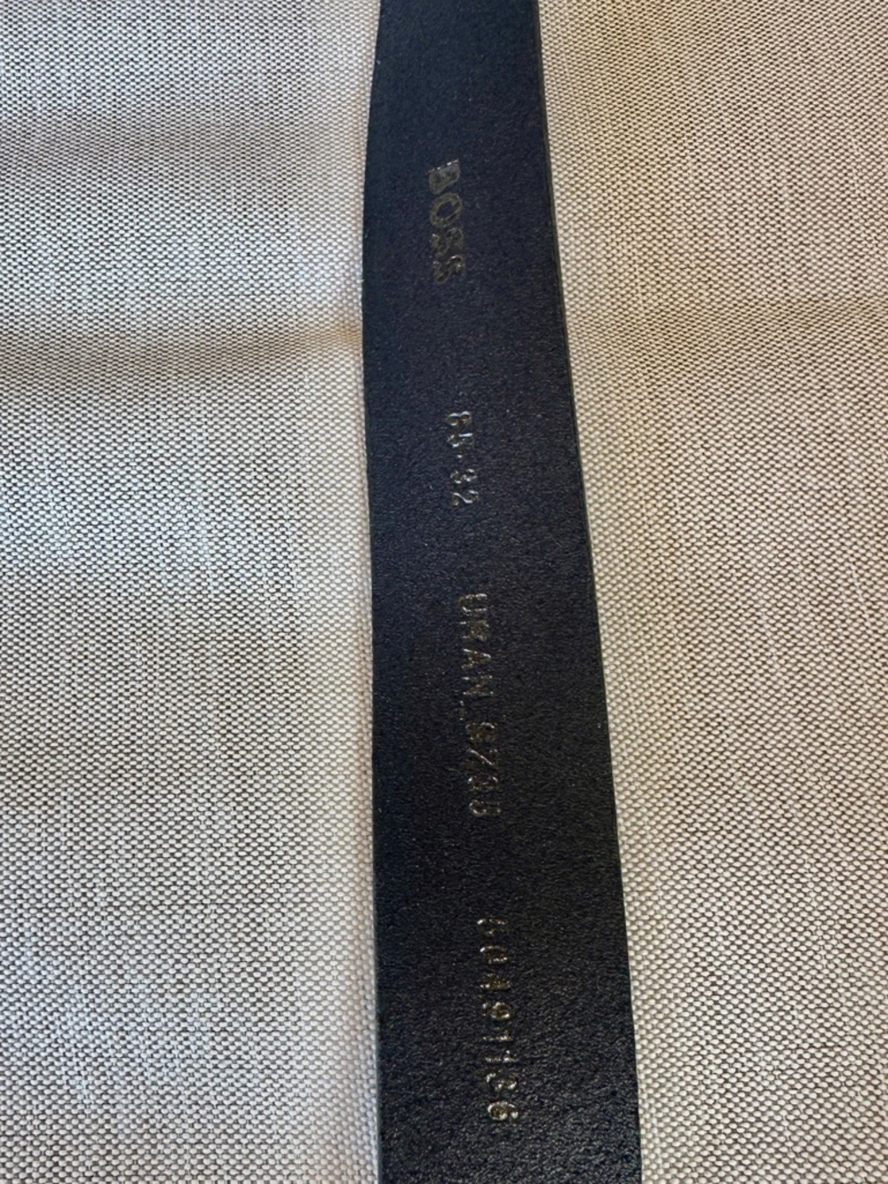 Boss Urban SZ 35 Black Men’s Leather Belt with Matte Black Buckle - Picture 5 of 5